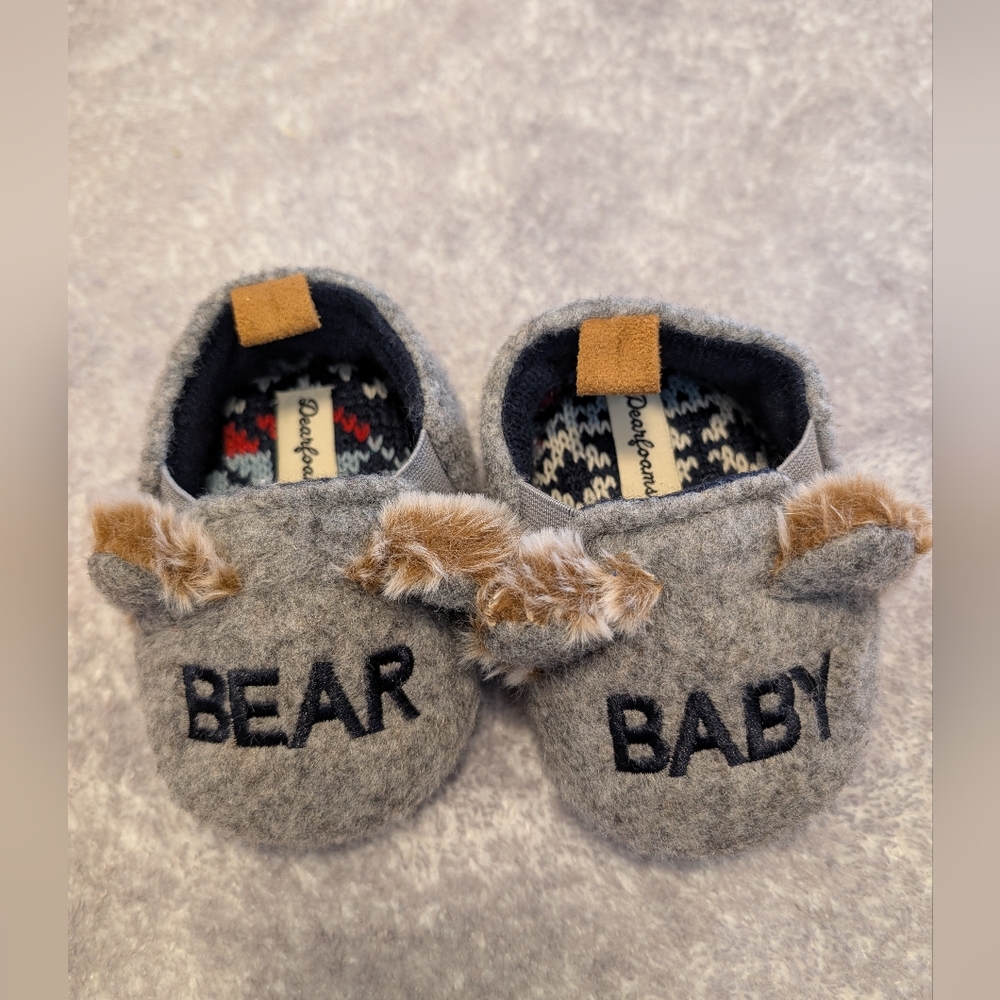 NWOT Dearfoams Baby Bear Grey Slippers 6-9 Months